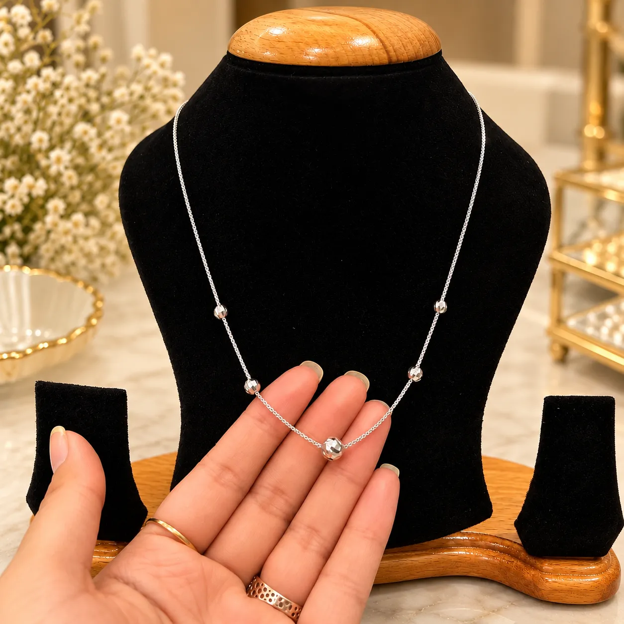 Noor Beaded Necklace